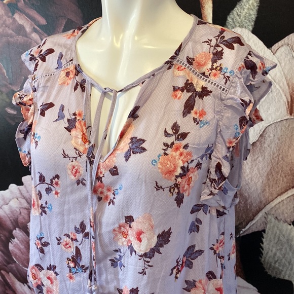 Womens Floral Top - Picture 2 of 3